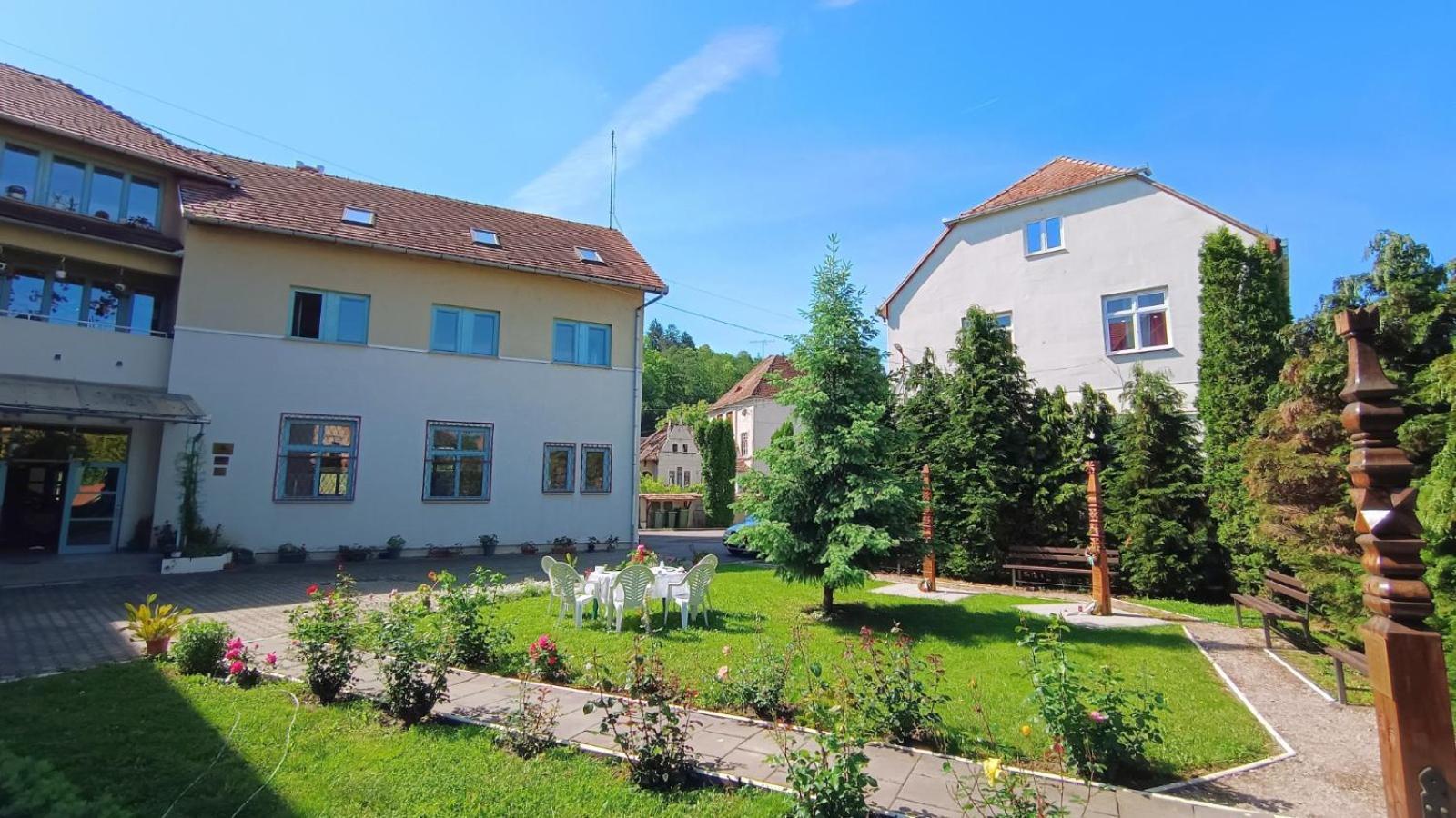 Centrul Gaudeamus Hostel Σιγκισοάρα Εξωτερικό φωτογραφία